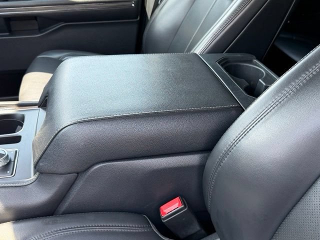 Used 2022 Ford Expedition XLT AWD/4WD image 35