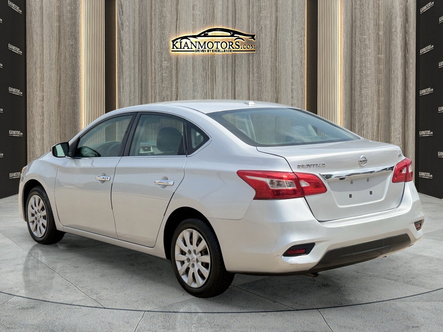 Used 2017 Nissan Sentra SV FWD image 5