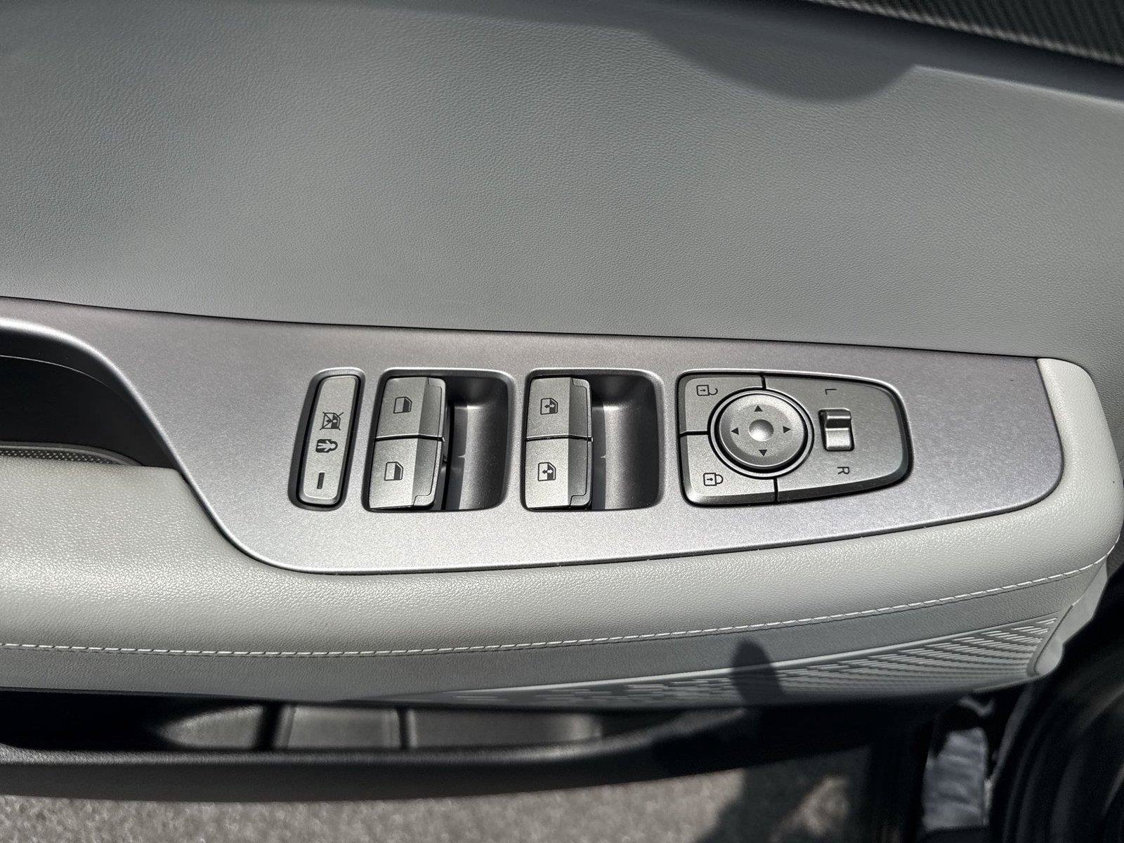 Used 2024 Hyundai Palisade SEL AWD/4WD image 13