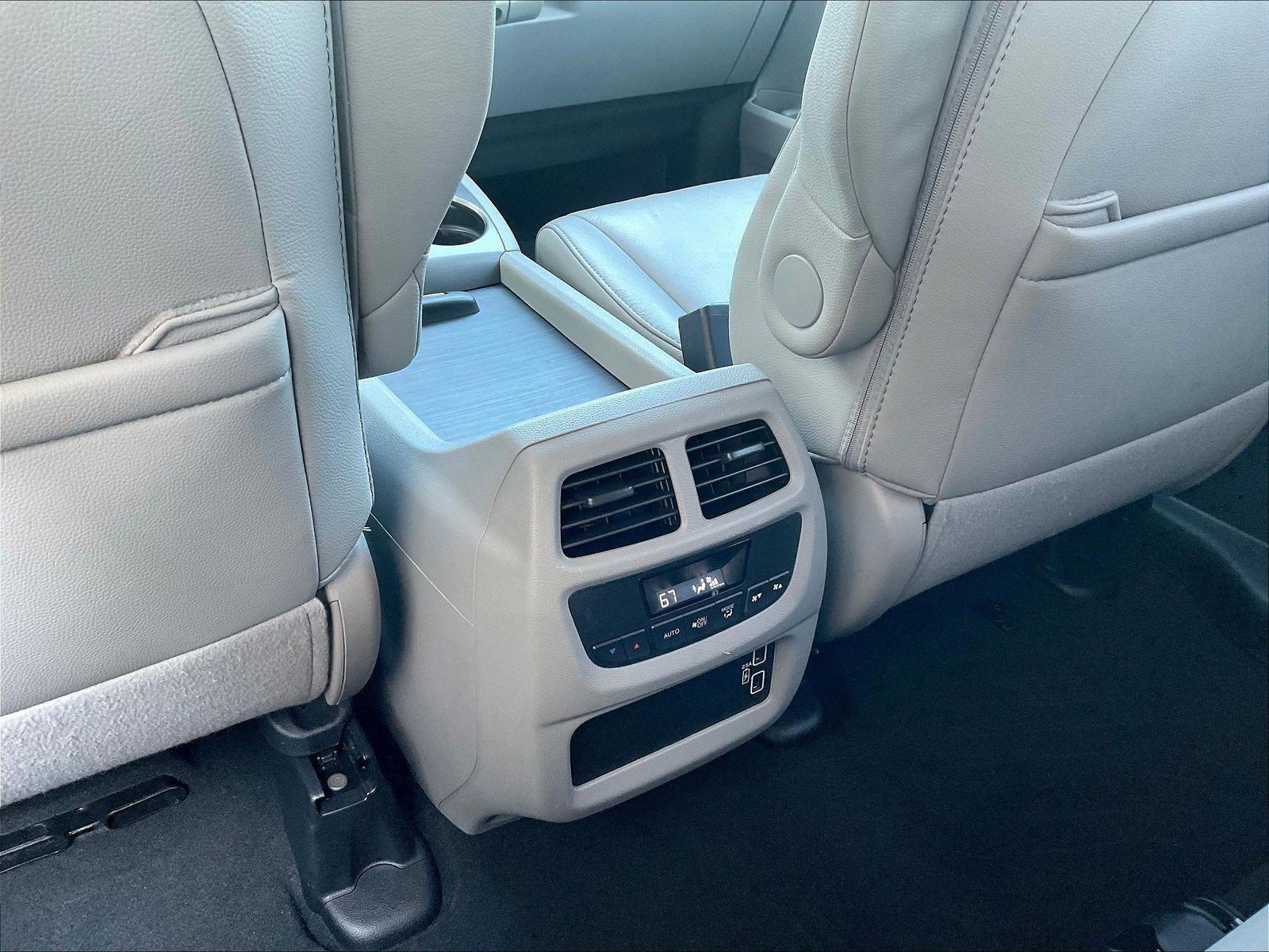 Used 2021 Honda Pilot EX-L image 10