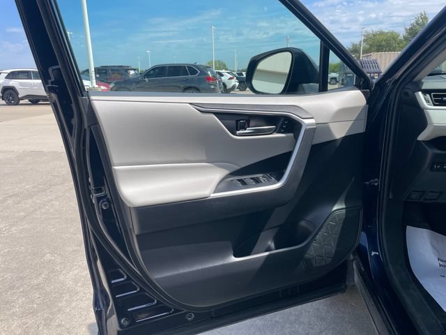 Used 2023 Toyota RAV4 XLE Premium AWD/4WD image 20