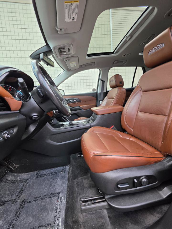 Used 2019 Chevrolet Traverse High Country w/ LPO, Floor Liner Package AWD/4WD image 11