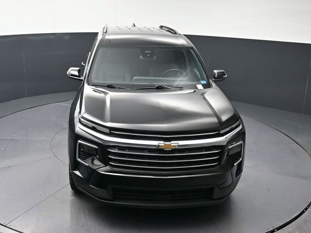 Used 2025 Chevrolet Traverse LT image 23