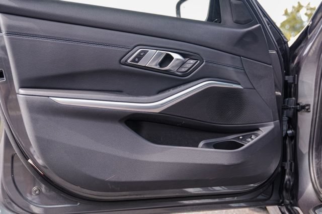 Used 2022 BMW 330e w/ M Sport Package RWD image 43