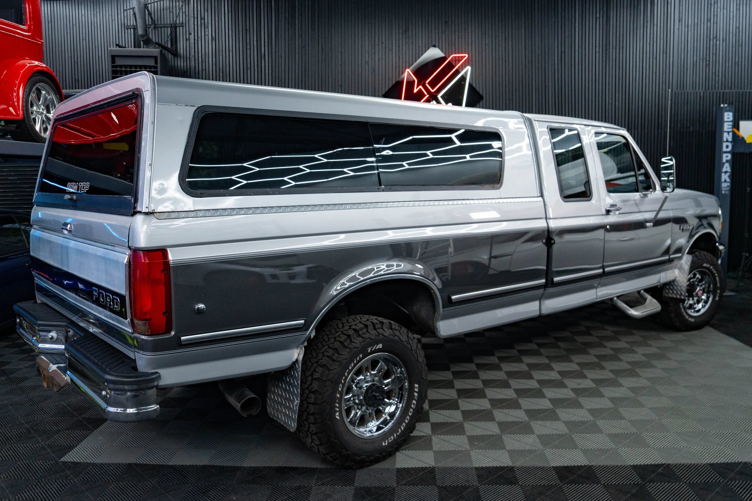Used 1993 Ford F250 4x4 SuperCab image 2