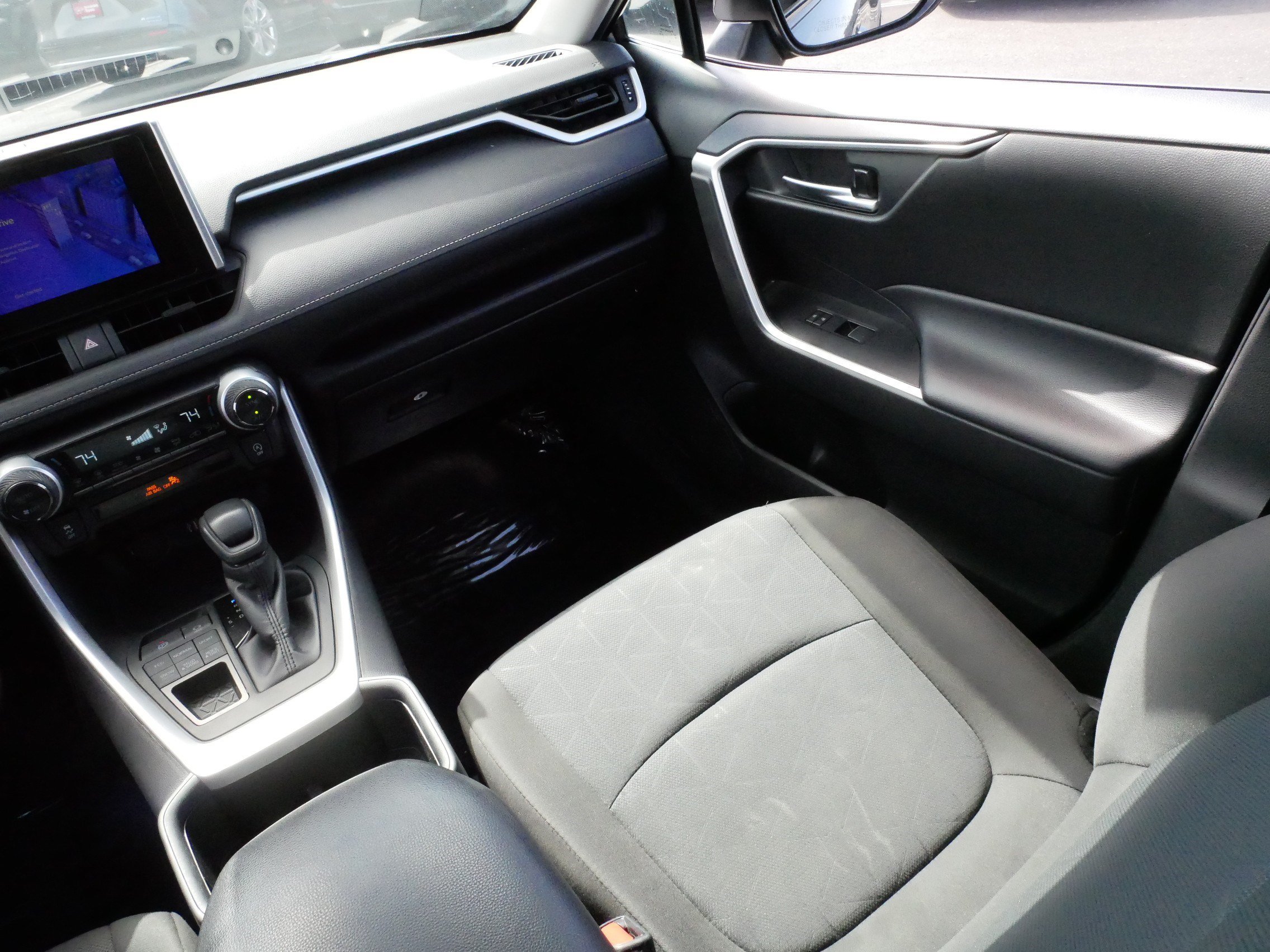 Certified 2025 Toyota RAV4 XLE AWD/4WD image 11