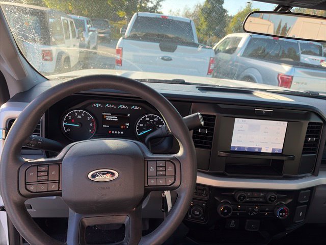 Used 2025 Ford F250 XL w/ STX Appearance Package AWD/4WD image 10