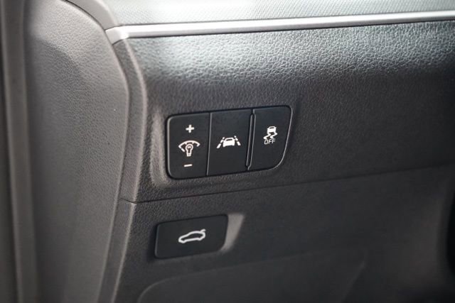 Used 2024 Kia K5 GT-Line w/ GT-Line Premium Package image 21