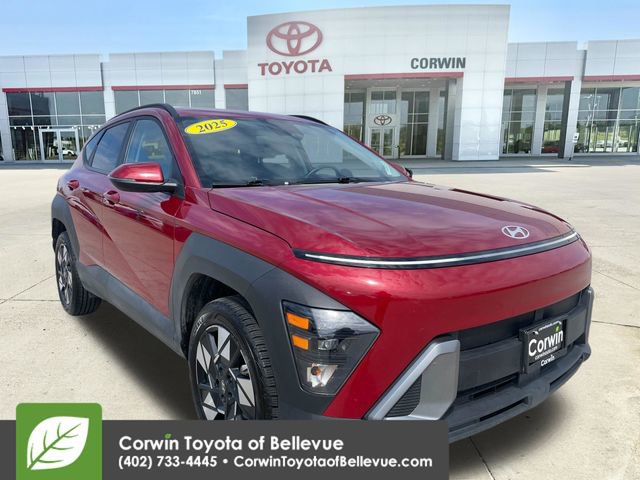 Used 2025 Hyundai Kona SEL AWD/4WD image 1
