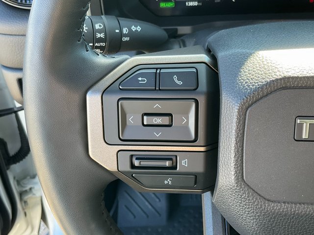 Used 2024 Toyota Land Cruiser image 12