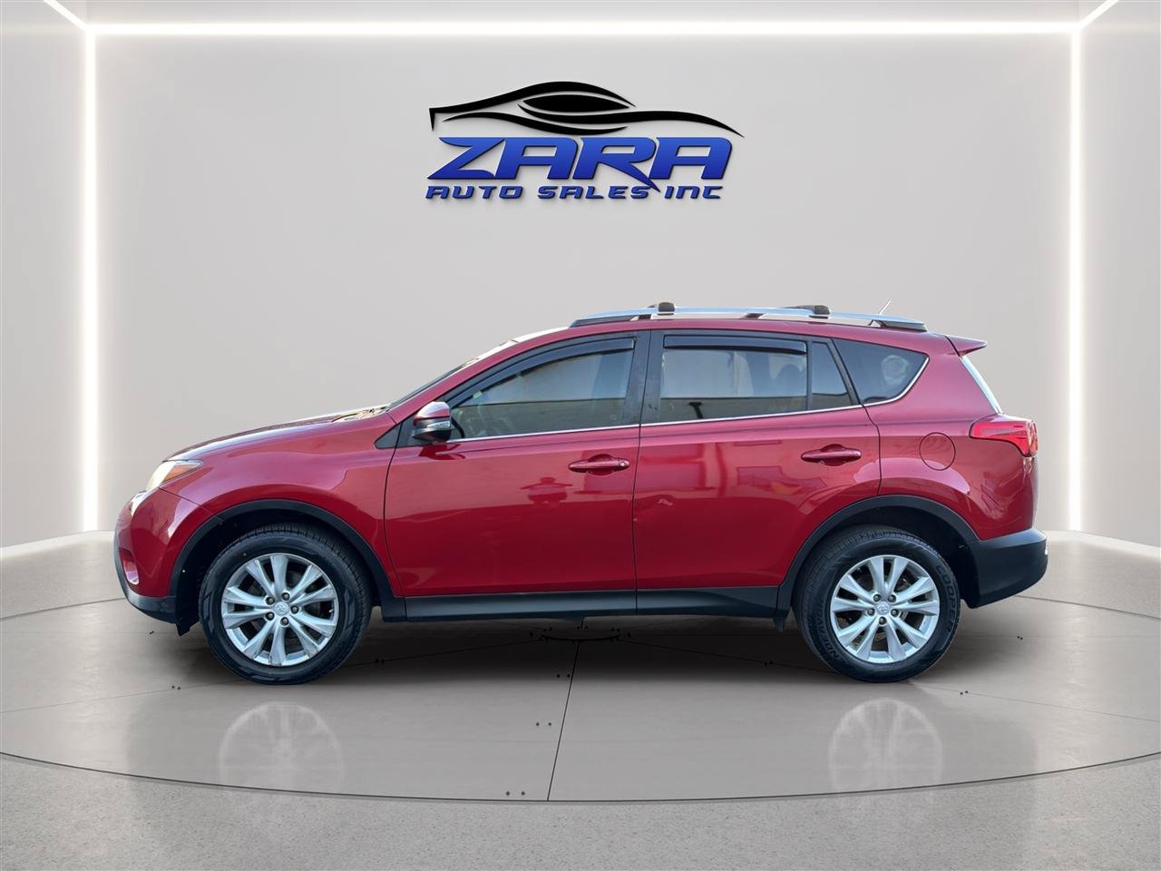 Used 2015 Toyota RAV4 Limited AWD/4WD image 4