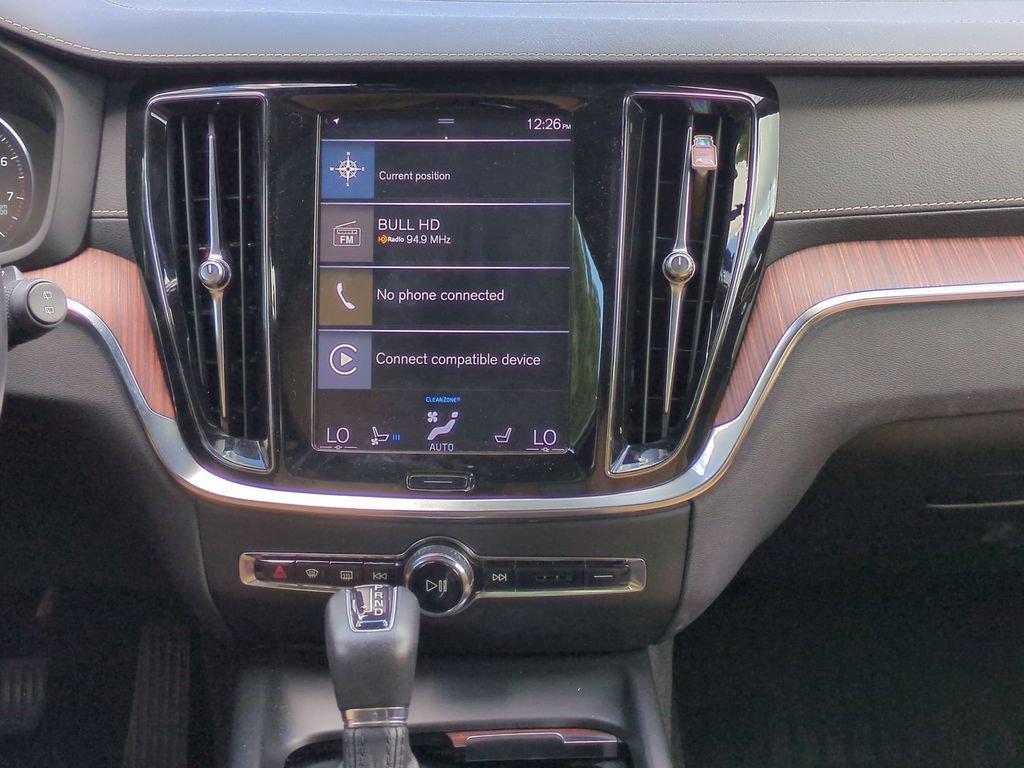 Used 2022 Volvo V60 T5 Cross Country w/ Lounge Package AWD/4WD image 16