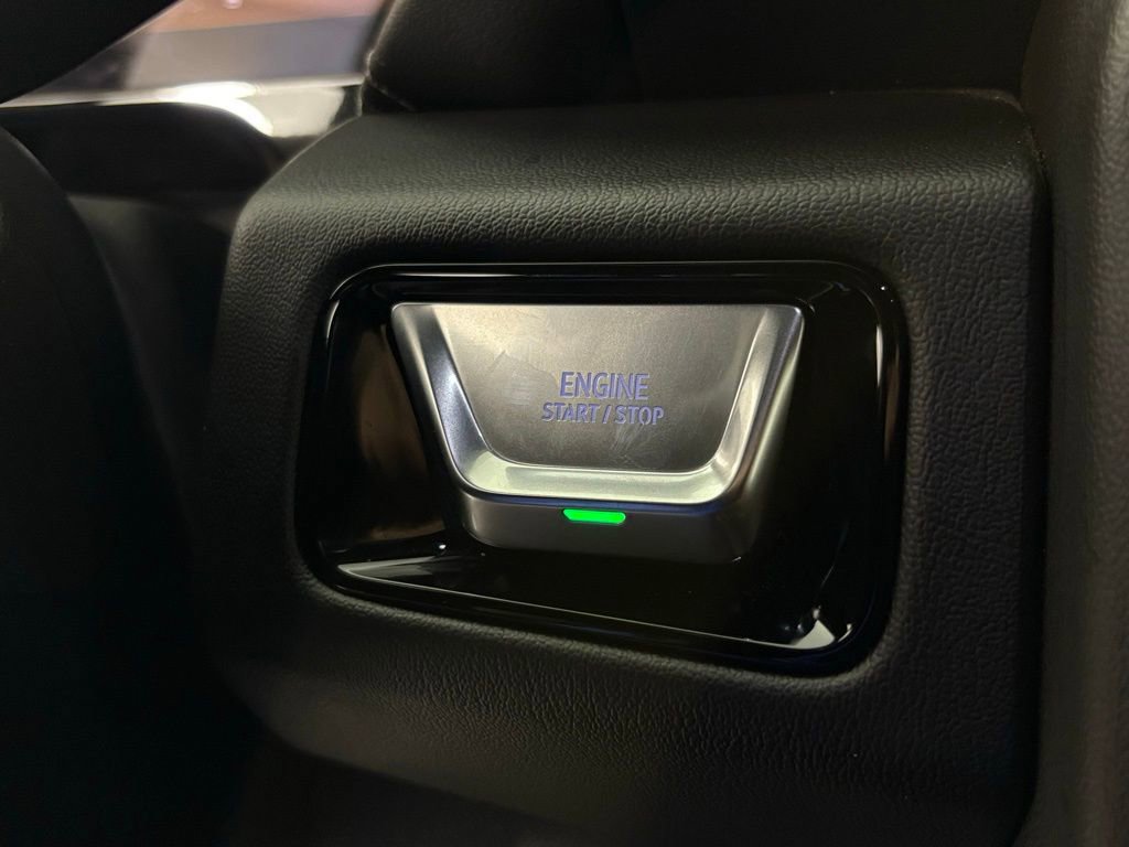 Used 2025 GMC Yukon Denali image 26