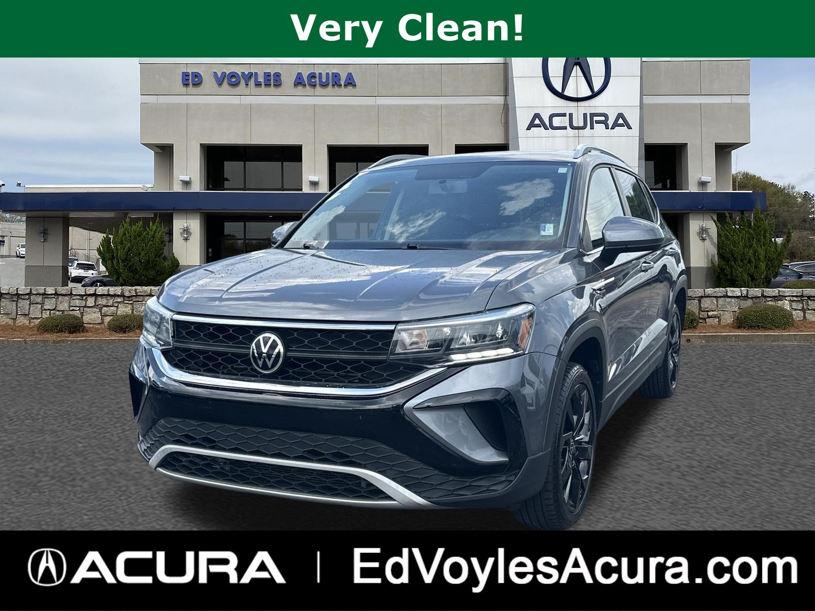 Used 2022 Volkswagen Taos SE FWD image 1