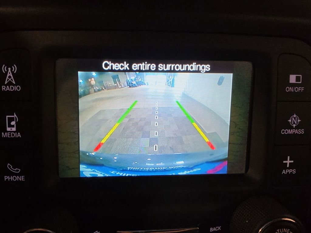 Used 2016 Jeep Renegade Limited AWD/4WD image 22