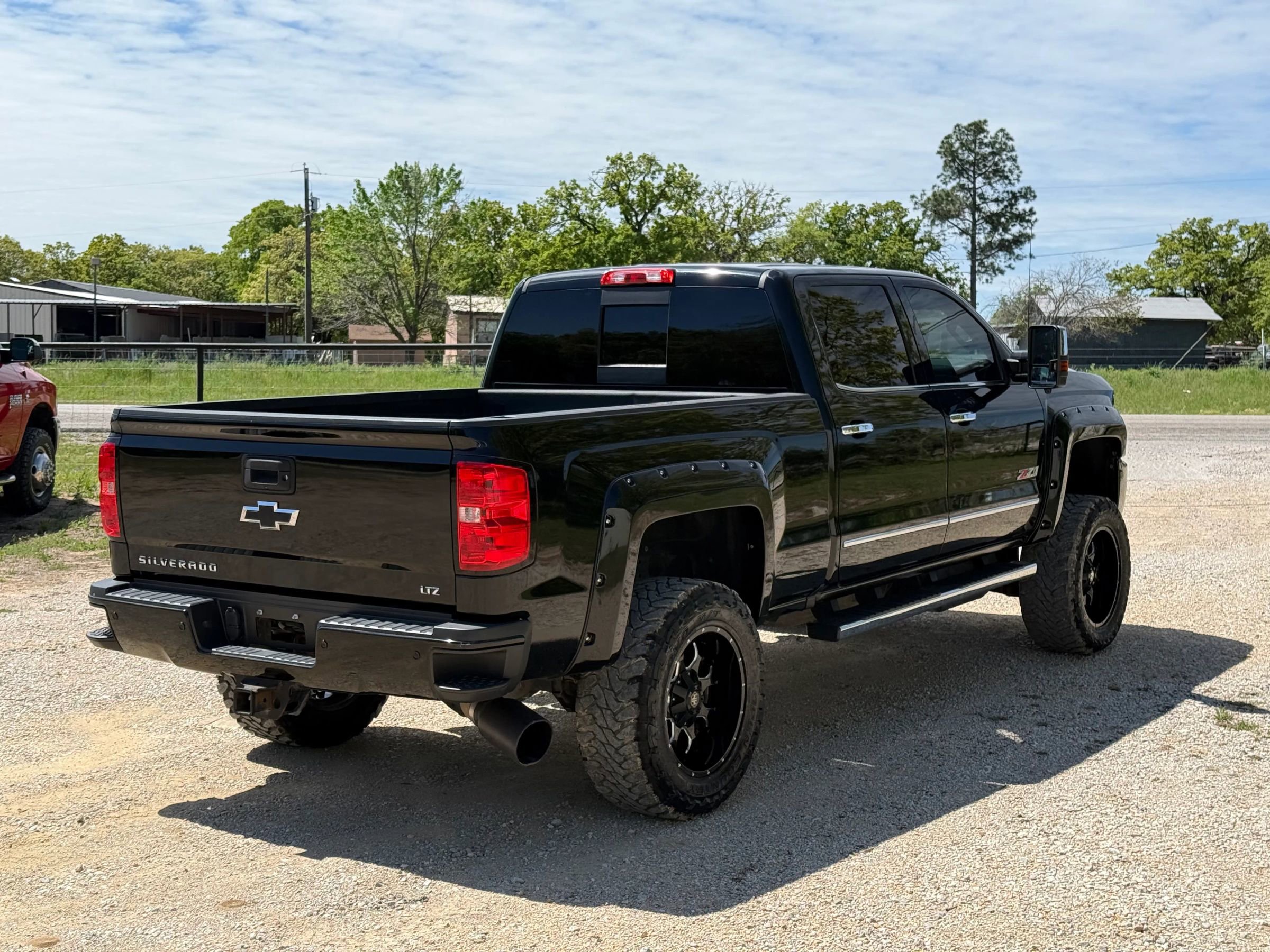 Used 2017 Chevrolet Silverado 2500 LTZ w/ Duramax Plus Package image 5
