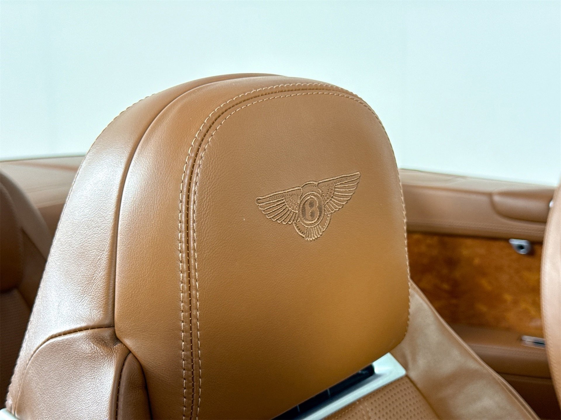 Used 2013 Bentley Continental GT image 24