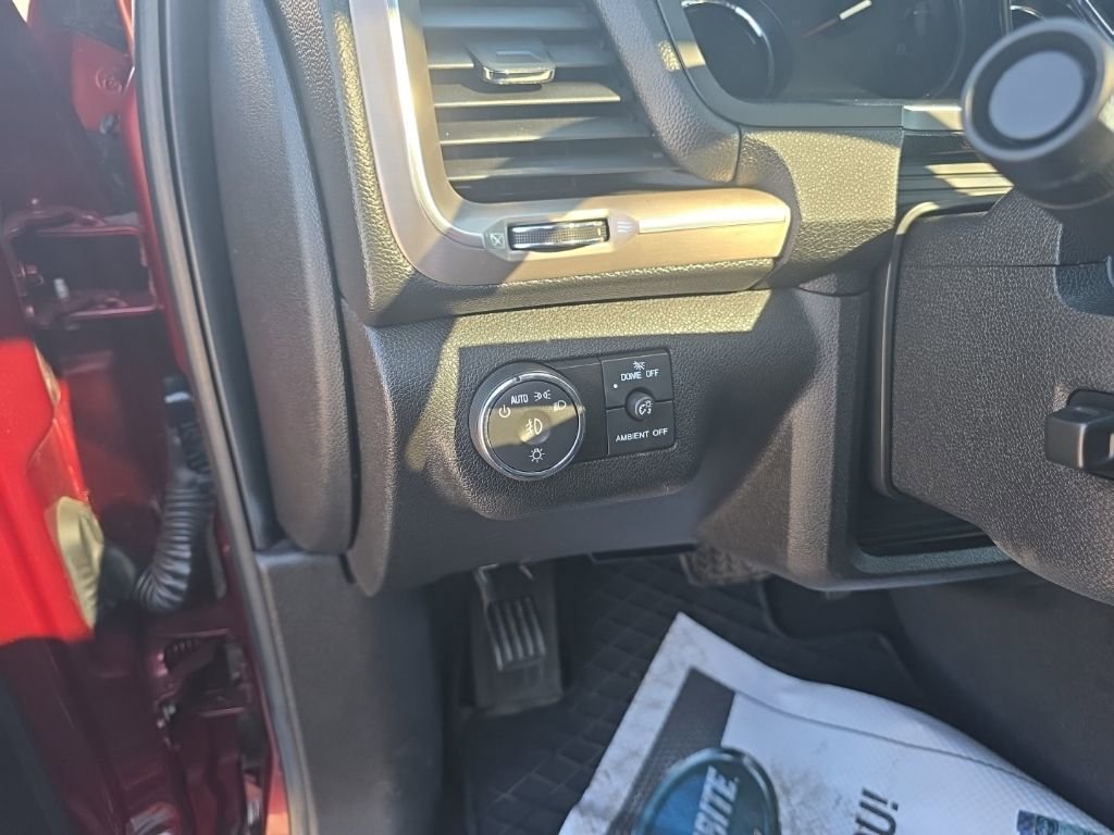 Used 2015 GMC Acadia Denali image 9