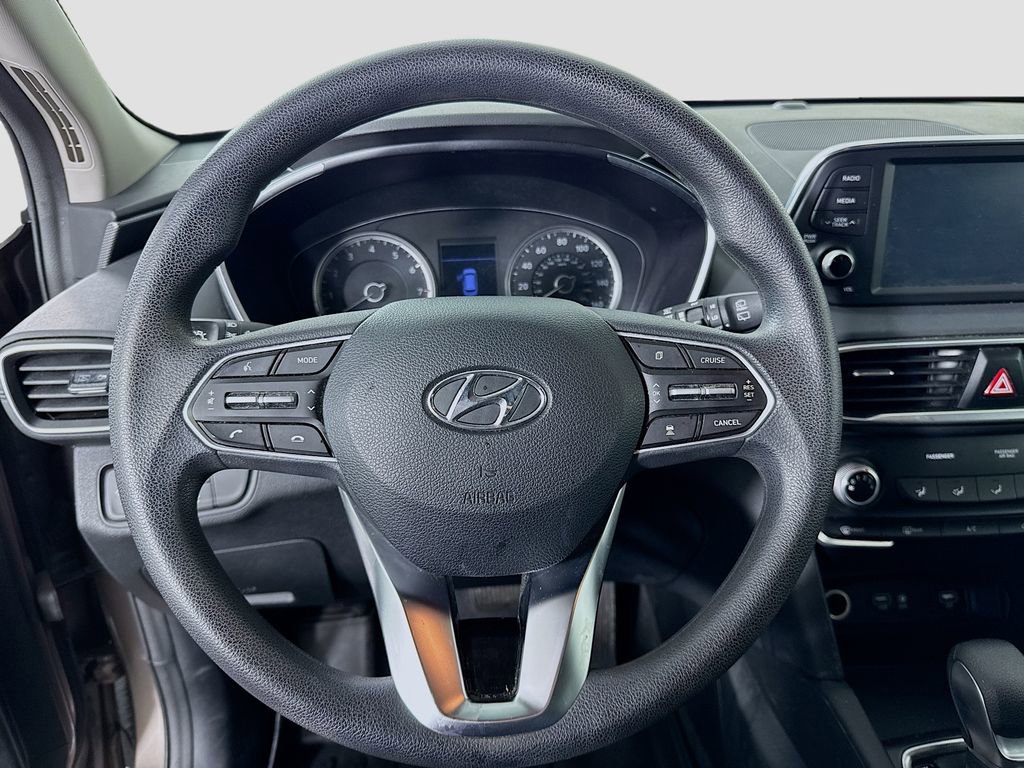 Used 2019 Hyundai Santa Fe SE image 11