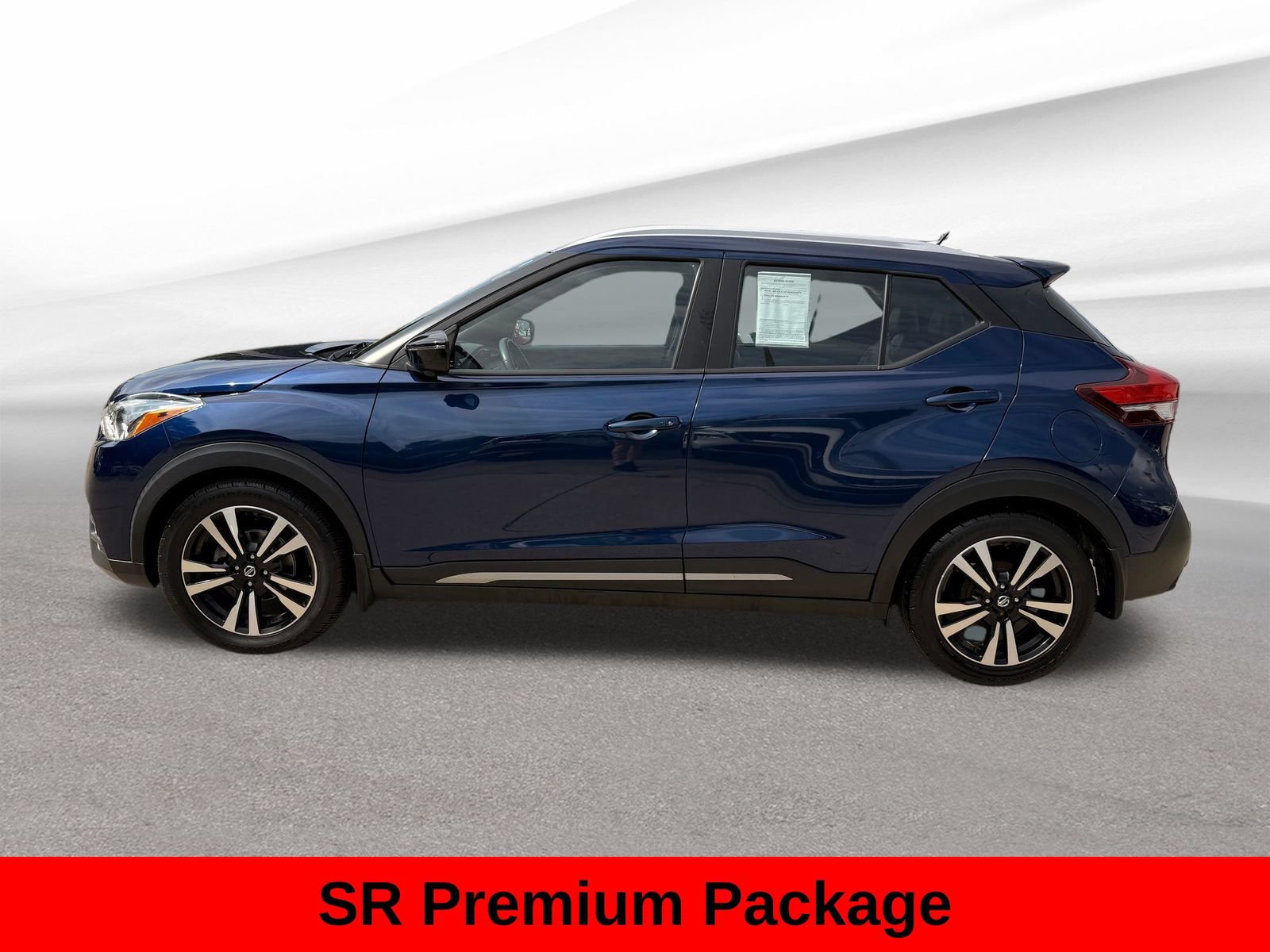 Used 2020 Nissan Kicks SR w/ SR Premium Package FWD image 11