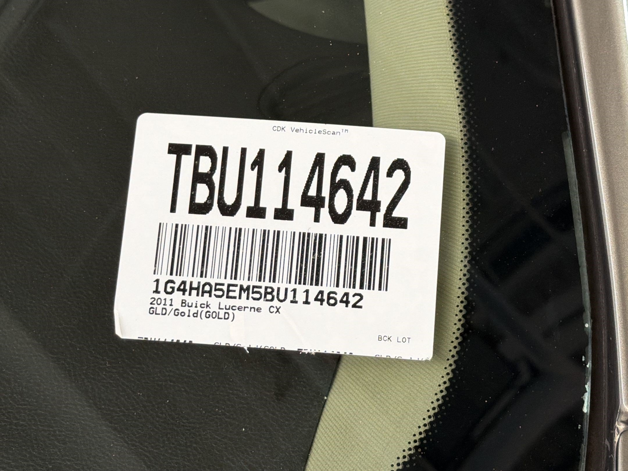 Used 2011 Buick Lucerne CX FWD image 23