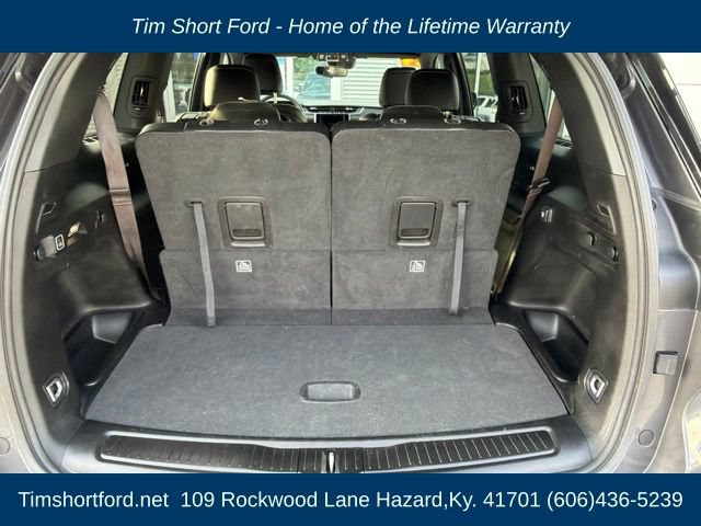 Used 2024 Jeep Grand Cherokee L Laredo AWD/4WD image 8
