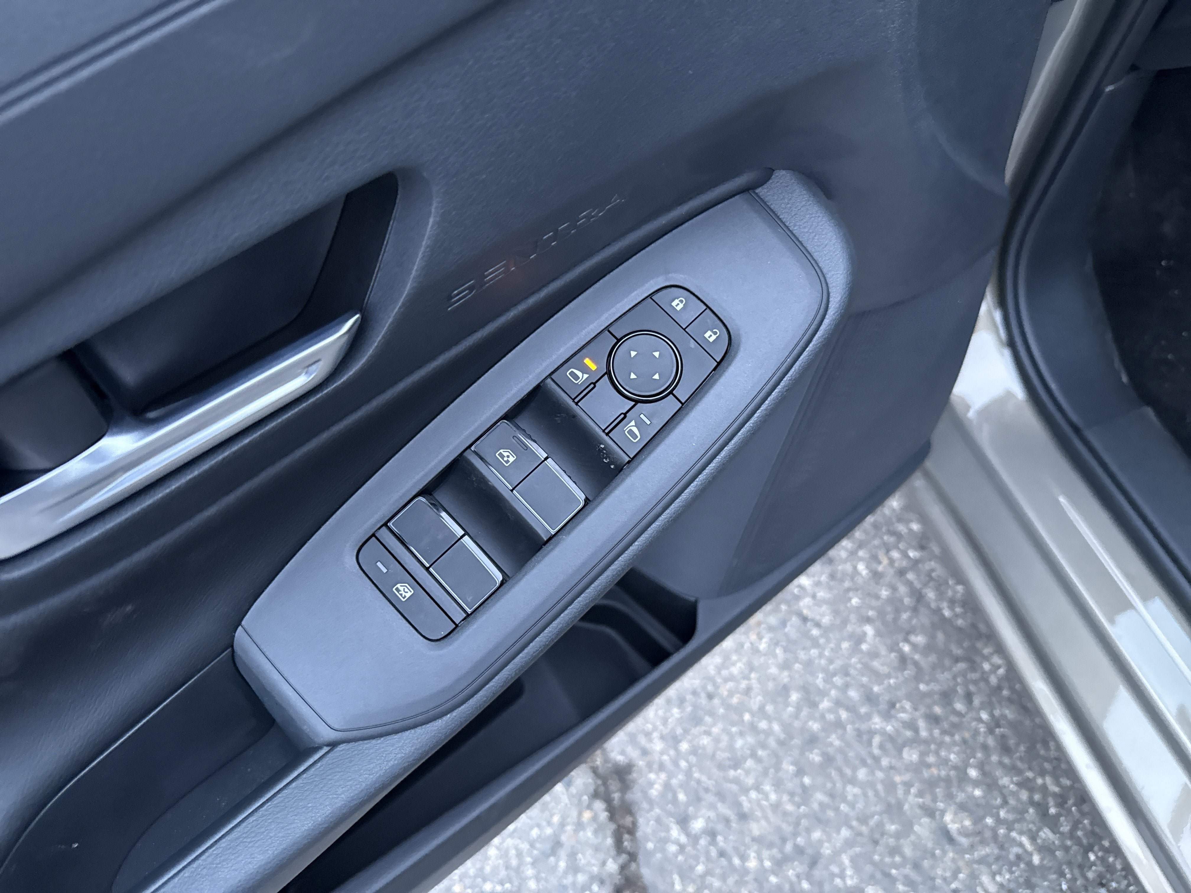 New 2026 Nissan Sentra SV w/ Floor Mat Package FWD image 18
