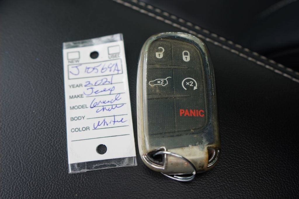 Used 2021 Jeep Grand Cherokee Limited w/ Quick Order Package 28K 80th AWD/4WD image 35