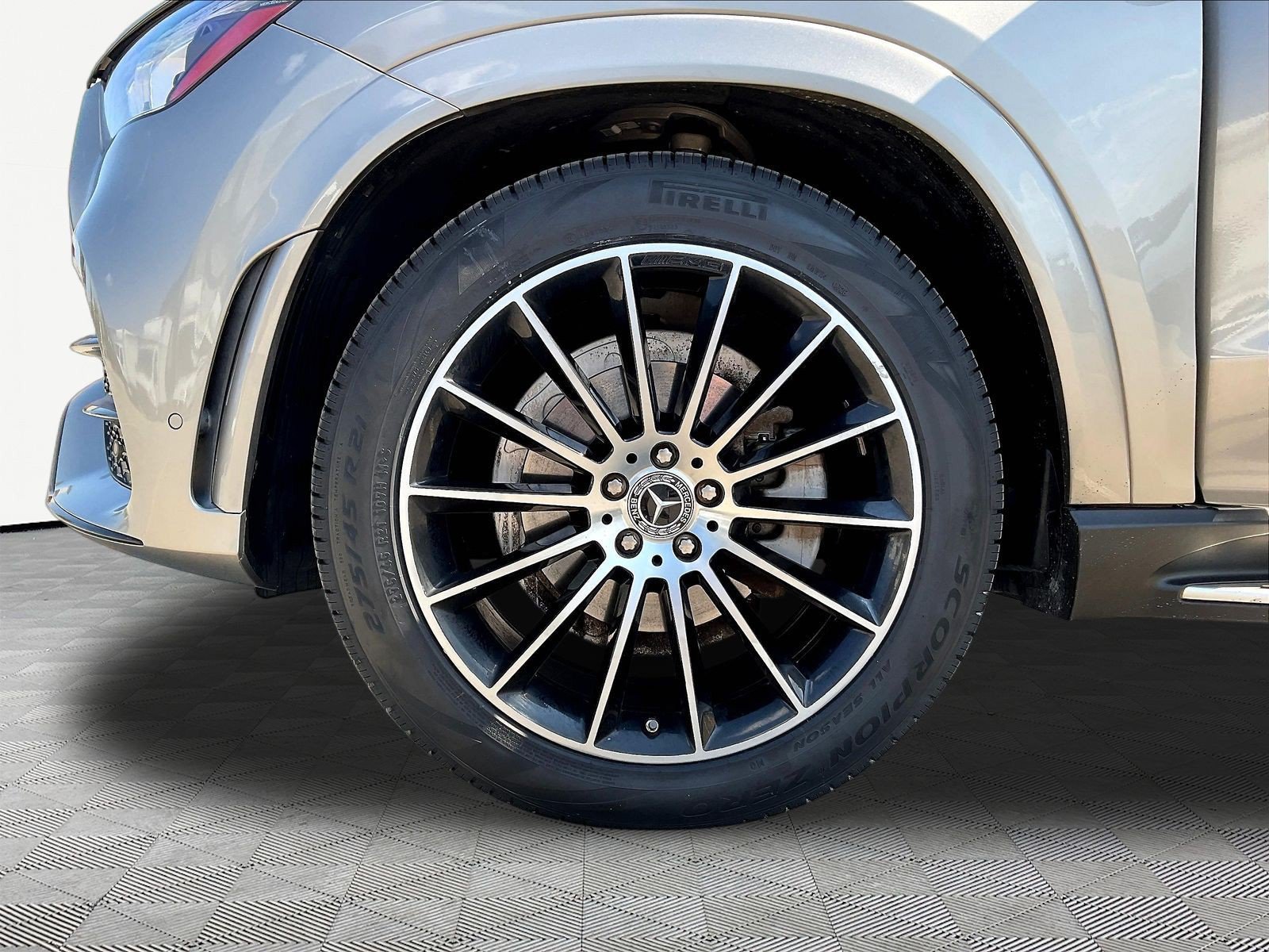 Certified 2023 Mercedes-Benz GLE 350 4MATIC w/ AMG Line Exterior image 34