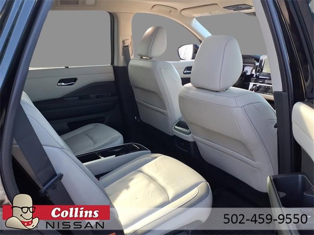Certified 2023 Nissan Pathfinder SL w/ SL Premium Package image 11