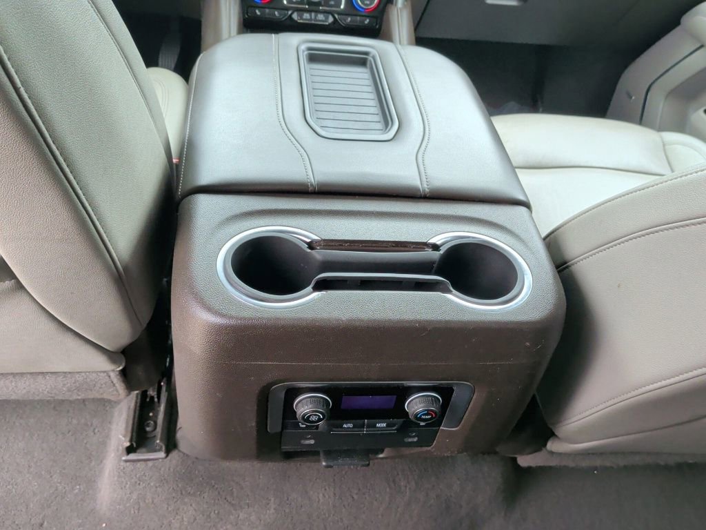 Used 2022 Chevrolet Tahoe LT w/ Luxury Package AWD/4WD image 40
