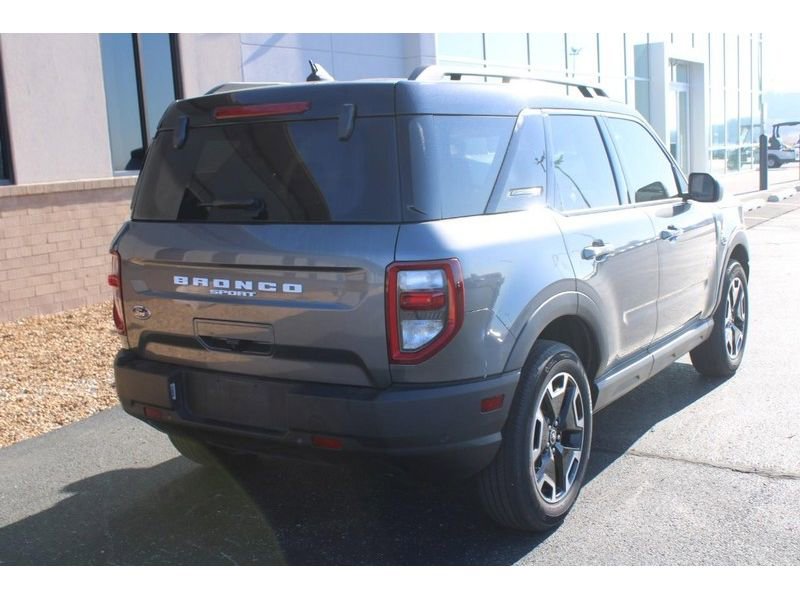 Used 2023 Ford Bronco Sport Outer Banks image 3