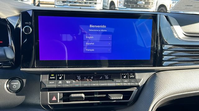 Used 2025 Toyota Camry SE w/ Multimedia Upgrade Package image 19