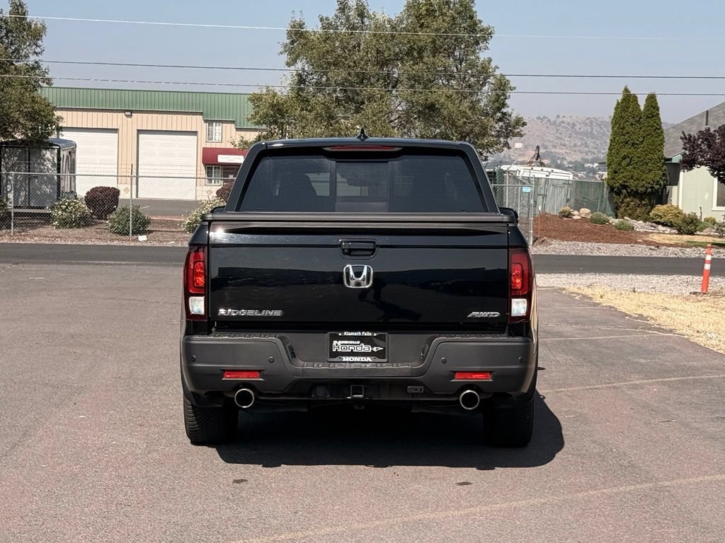 Used 2021 Honda Ridgeline Black Edition image 4