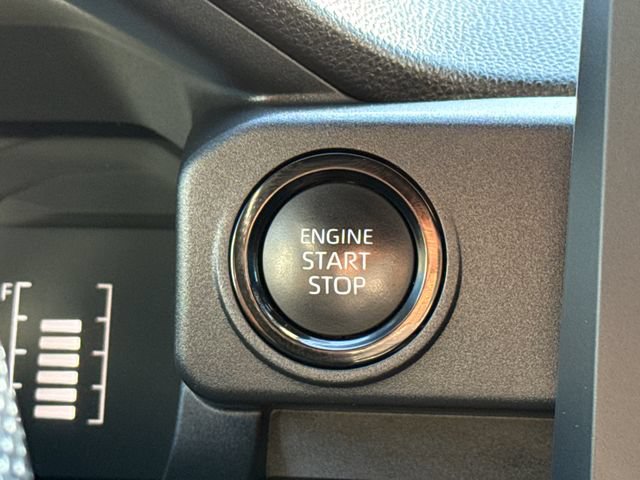 Used 2026 Toyota Tacoma SR AWD/4WD image 25