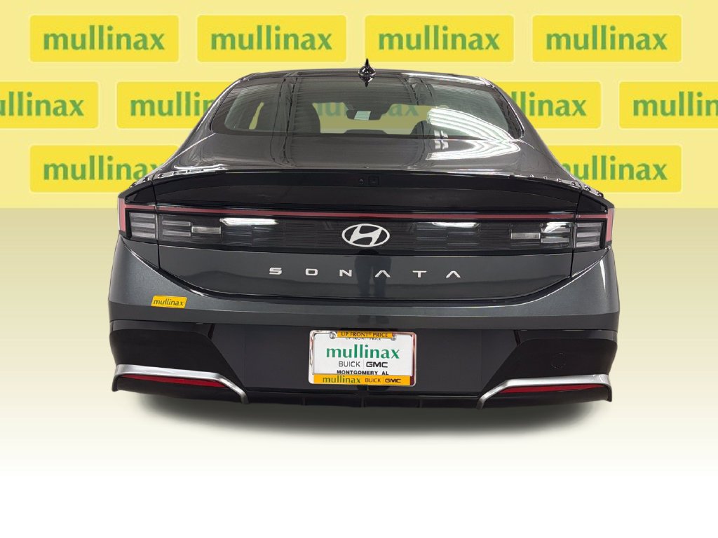 Used 2026 Hyundai Sonata SEL FWD image 17