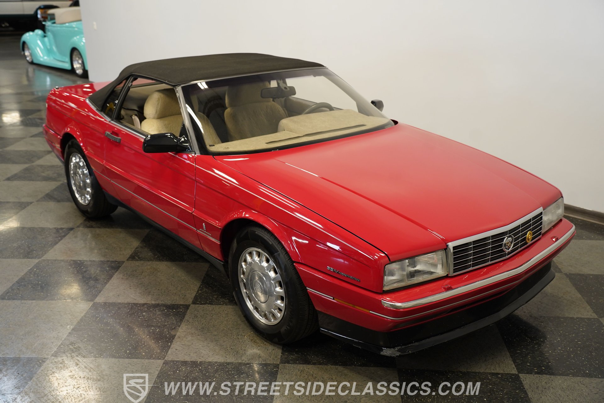 Used 1993 Cadillac Allante FWD image 36