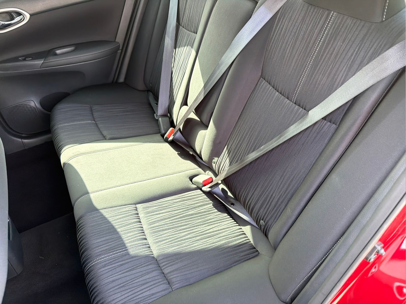Used 2017 Nissan Sentra SV FWD image 33
