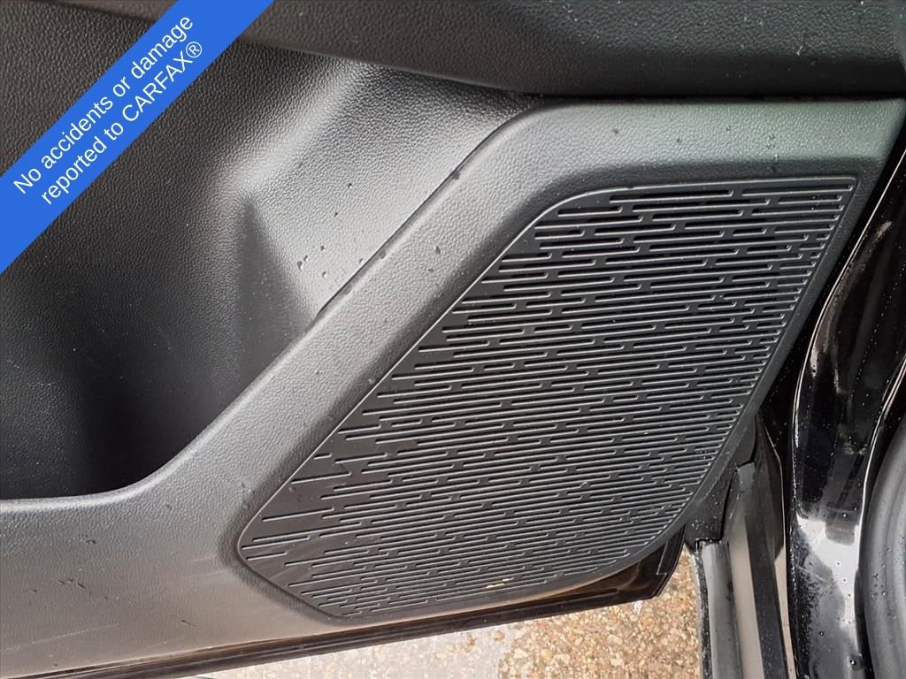 Used 2025 Chevrolet Equinox LT image 16