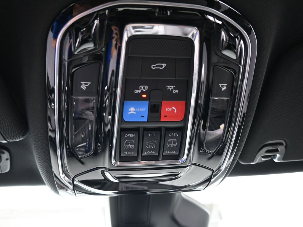 New 2026 Jeep Grand Wagoneer L Summit image 26