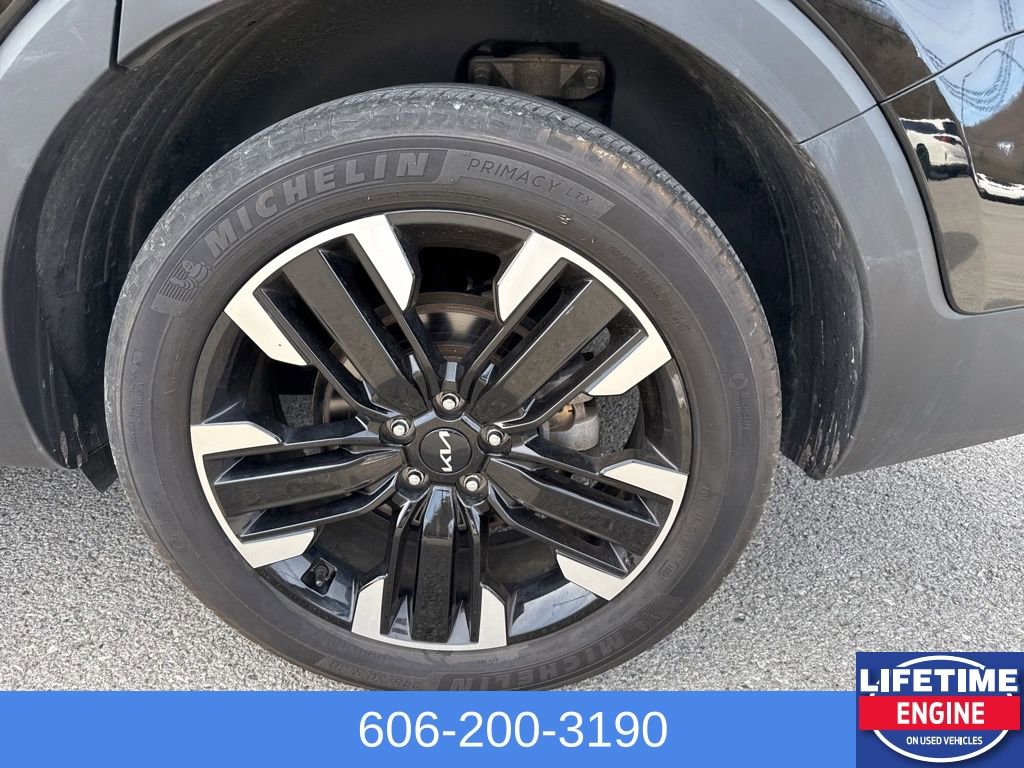 Used 2023 Kia Telluride SX Prestige image 9