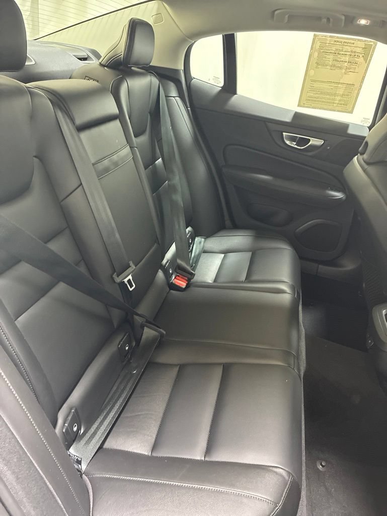 Used 2025 Volvo S60 B5 Core AWD/4WD image 24