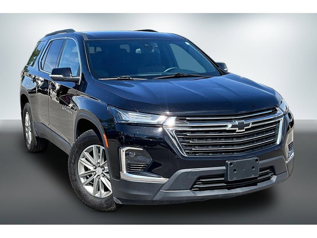 Used 2023 Chevrolet Traverse LT FWD image 3