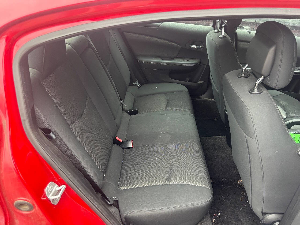 Used 2012 Dodge Avenger SXT image 10