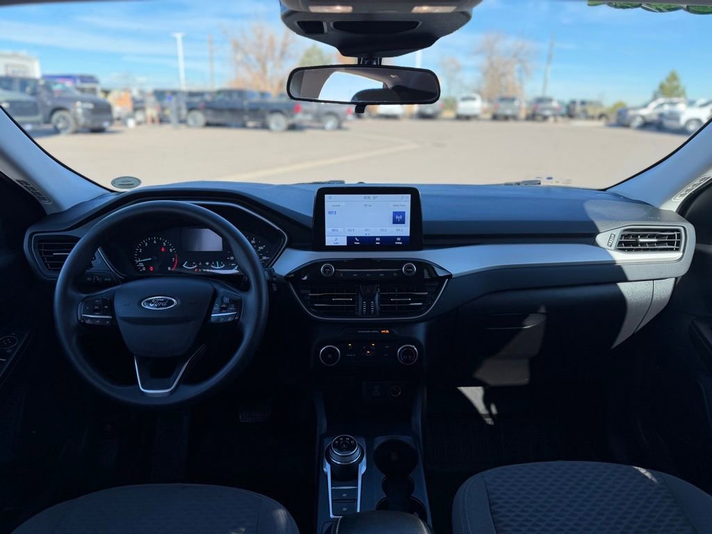 Used 2022 Ford Escape SE image 11