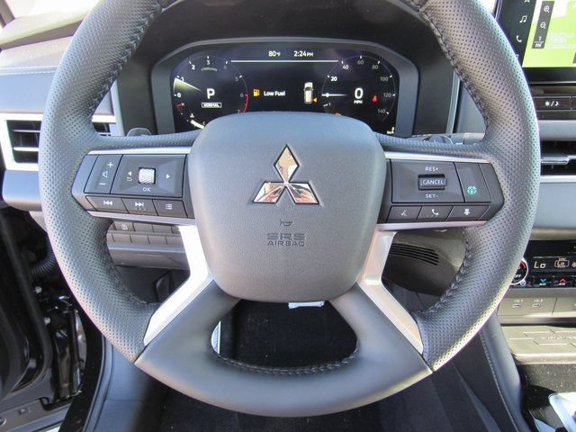 New 2026 Mitsubishi Outlander SEL FWD image 22