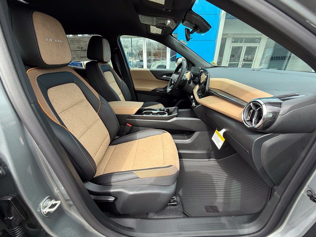 Used 2026 Chevrolet Equinox ACTIV FWD image 38