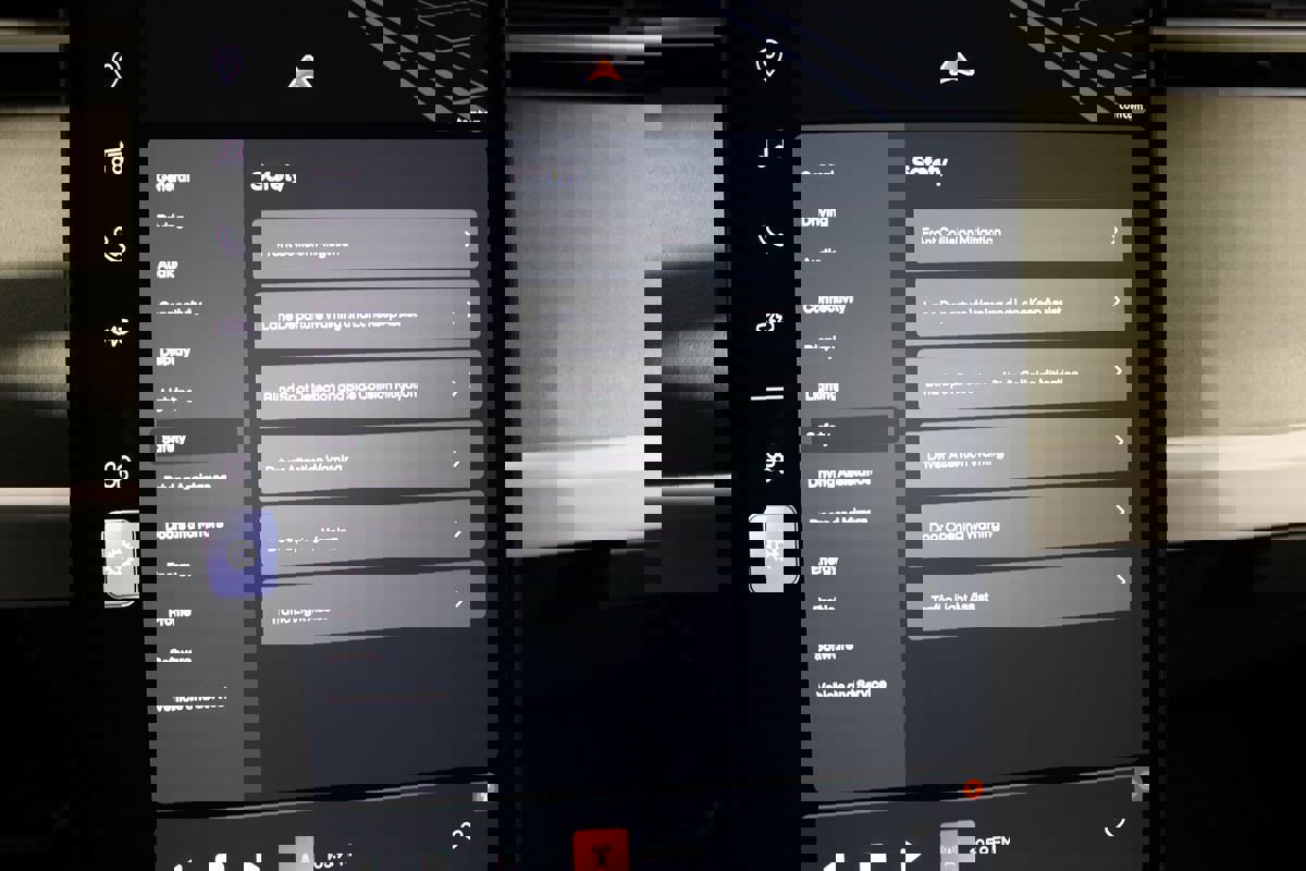 Used 2023 Fisker Ocean One image 25