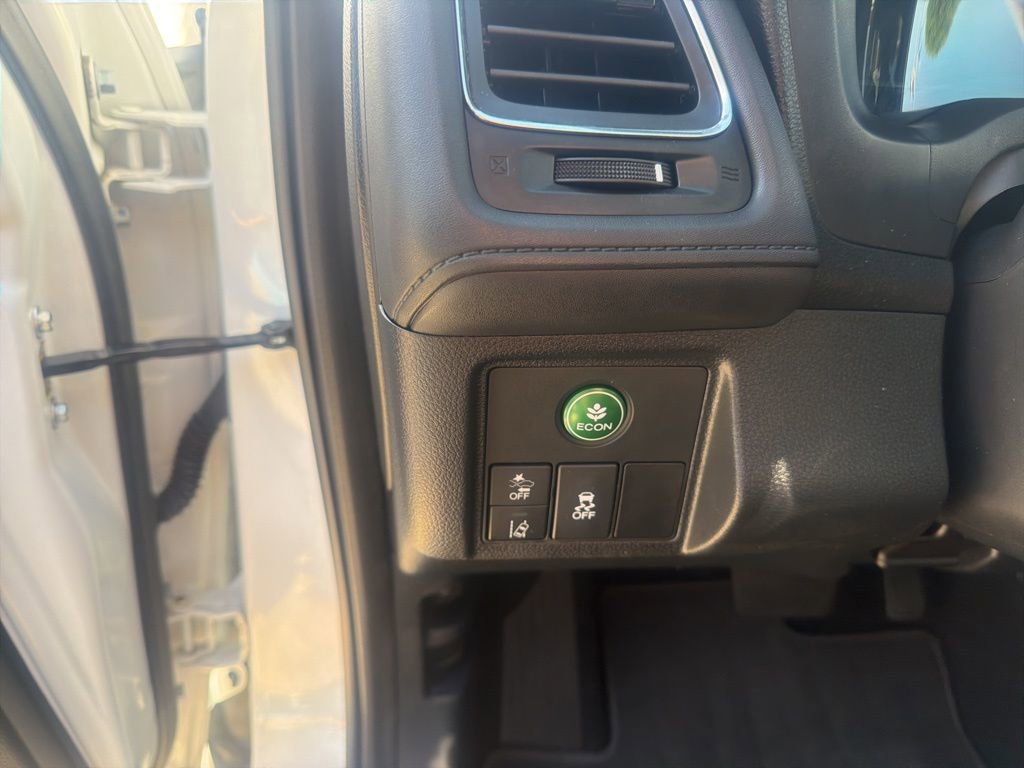 Used 2021 Honda HR-V EX image 12