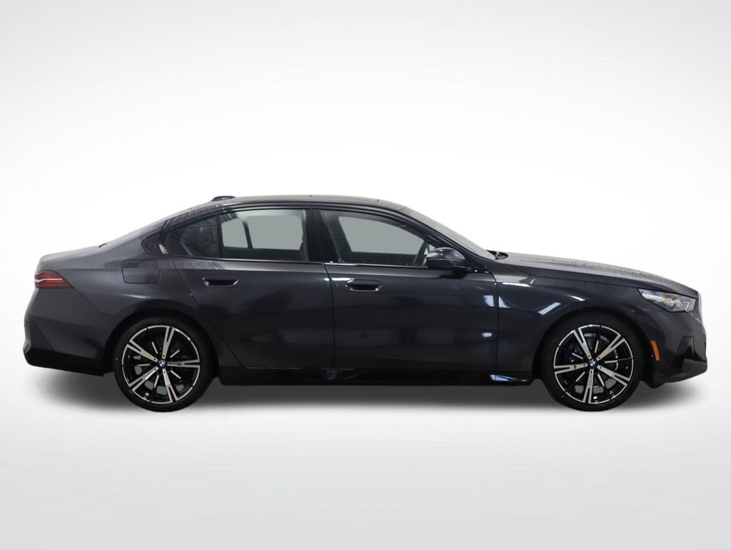 Used 2026 BMW 530i xDrive AWD/4WD image 6